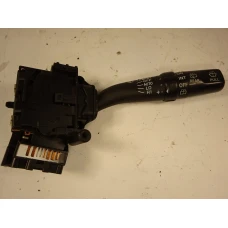 RUČICA POD VOLANOM Toyota Corolla Verso 2004 2.0D4D 84652-05170