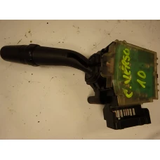 RUČICA POD VOLANOM Toyota Corolla Verso 2004 2.0D4D 84652-05170