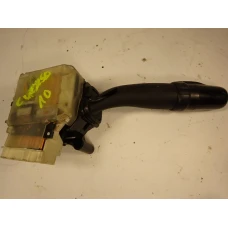 RUČICA POD VOLANOM Toyota Corolla Verso 2004 2.0D4D 64140-05110