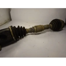 POLUOSOVINA PREDNJA DESNA Toyota Corolla Verso 2004 2.0D4D