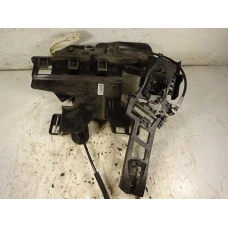 MEHANIZAM ZAKLJUČAVANJA PREDNJA DESNA Ford Fiesta 2009 1.4 TDCI 5VRAT