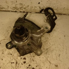 VAKUMSKA PUMPA Toyota Corolla Verso 2006 2.2D4D