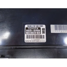 RAČUNALNIK KOMFORTNI Toyota Auris 2015 1.6D4D SW 8926102050