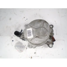VAKUMSKA PUMPA Nissan Qashqai 2009 2.0D 8200934880