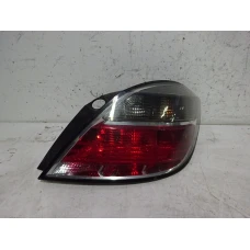 ŠTOP SVIJETLO DESNA Opel Astra 2008 1.6 16V 13222325