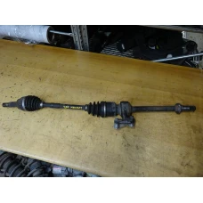 POLUOSOVINA PREDNJA DESNA Mazda Mazda2 2008 1.4