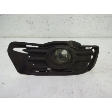 MAGLENKA PREDNJA DESNA Mercedes-Benz A-Klasse   a2518200856