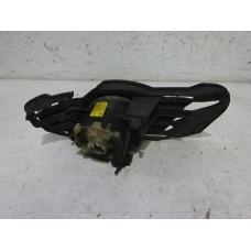 MAGLENKA PREDNJA DESNA Mercedes-Benz A-Klasse   a2518200856