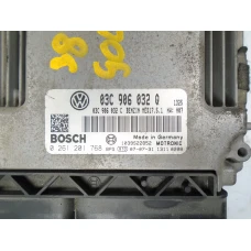 RAČUNALNIK MOTORA Volkswagen Golf 2007 V. 1.4 16V 03c906032q