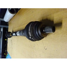 POLUOSOVINA PREDNJA DESNA Volkswagen Golf 2007 V. 1.4 16V