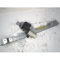 MEHANIZAM STAKLA PREDNJI DESNI Dacia DUSTER 2010 1.5DCI