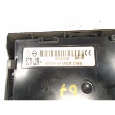 računalnik razno Renault CLIO III 2006 1.4 16V 8200652284