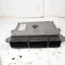 RAČUNALNIK MOTORA Renault CLIO 2013 IV. 0.9 TCE 237103352r  237103353r