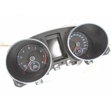 SAT Volkswagen Golf 2011 VI. 1.4 TSI DSG