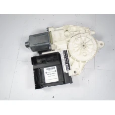MEHANIZAM STAKLA PREDNJI DESNI Audi A3, S3 2003 1.9TDI 8p0959802a