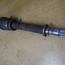 POLUOSOVINA PREDNJA DESNA Renault CLIO 2008 III. GRANDTOUR 1.2 16V 8200557126