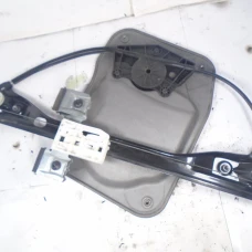 MEHANIZAM STAKLA PREDNJI DESNI Škoda Fabia 2010 1.2 WAGON 6r0959802p