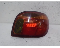 ŠTOP SVIJETLO DESNA Toyota Yaris 2003 1.0