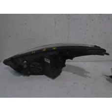 FAR DESNI Hyundai i30 2016 1.6CRDI 92102A6060