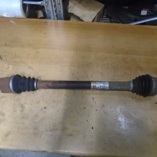 POLUOSOVINA PREDNJA DESNA Peugeot 208 2013 1.2