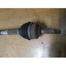 POLUOSOVINA PREDNJA DESNA Peugeot 208 2013 1.2