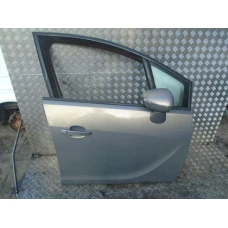 VRATA PREDNJA DESNA Opel Meriva 2010 1.3CDTI