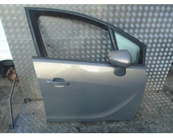 VRATA PREDNJA DESNA Opel Meriva 2010 1.3CDTI