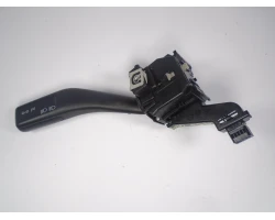 RUČICA POD VOLANOM Volkswagen Golf 2006 PLUS 1.9TDI 1k0953513cn