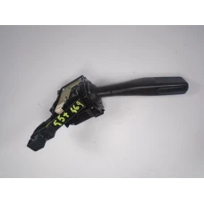 RUČICA POD VOLANOM Volkswagen Golf 2006 PLUS 1.9TDI 1k0953513cn