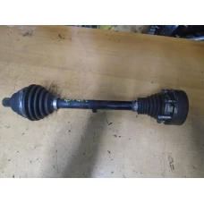 POLUOSOVINA PREDNJA LIJEVA Volkswagen Golf 2006 PLUS 1.9TDI