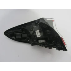 ŠTOP SVIJETLO DESNA Toyota C-HR 2020 1.8 CVT HIBRID 81550-f4031-00