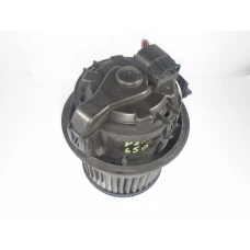 VENTILATOR KABINE Peugeot 208 2013 1.2 t1013140a