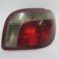 ŠTOP SVIJETLO DESNA Toyota Yaris 1999 1.0
