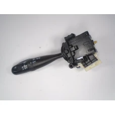 RUČICA POD VOLANOM Toyota RAV4 2002 2.0i