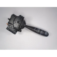 RUČICA POD VOLANOM Toyota RAV4 2002 2.0i