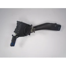 RUČICA POD VOLANOM Audi A3, S3 2003 1.9TDI 1k0953519