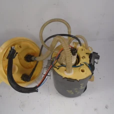 PUMPA U REZERVOARU Land Rover Evoque 2012 2.2D bj32-9a309bb