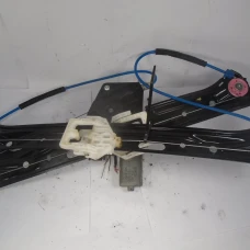 MEHANIZAM STAKLA PREDNJI DESNI BMW 3 2014 320 TOURING AUT. 4817680-03