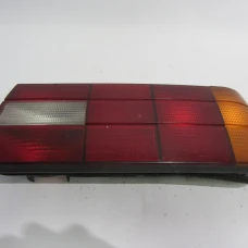 ŠTOP SVIJETLO DESNA BMW 3 1988 316 1381910