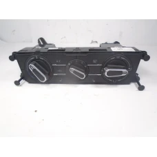 PREKIDAČ GRIJANJA Volkswagen Polo 2020 1.0TSI aut. 2g1820045q