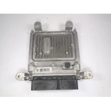 RAČUNALNIK MOTORA Mercedes-Benz GLK-Klasse 2012 220D a6519007401   a6519011801