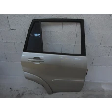 VRATA ZADNJA DESNA Toyota RAV4 2002 2.0i