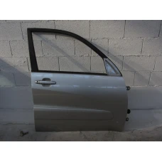 VRATA PREDNJA DESNA Toyota RAV4 2002 2.0i