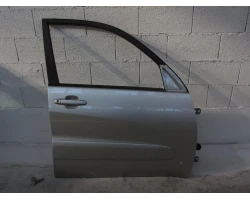 VRATA PREDNJA DESNA Toyota RAV4 2002 2.0i