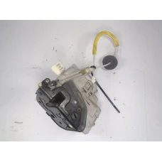 MEHANIZAM ZAKLJUČAVANJA ZADAJ DESNA Audi A4, S4 2006 2.0TDI aut. 8e0839016aa