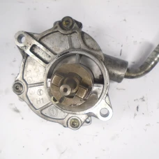 VAKUMSKA PUMPA Mercedes-Benz C-Klasse 2001 220 CDI AUT. a6112300065