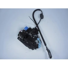 MEHANIZAM ZAKLJUČAVANJA ZADAJ DESNA Volkswagen Golf 2009 V. PLUS 2.0TDI 7l0839016d
