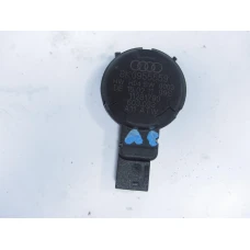 SENZOR RAZNO Audi A5, S5 2011 2.0TDI QUATTRO 8k095559