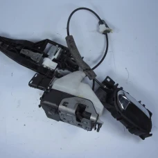 MEHANIZAM ZAKLJUČAVANJA ZADAJ DESNA Peugeot 308 2011 1.6 16V