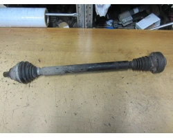 POLUOSOVINA PREDNJA DESNA Volkswagen Passat 2006 2.0TDI VARIANT